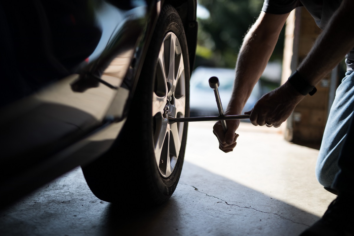 Reifenwechsel selber machen in der eigenen Garage